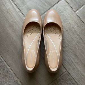 Easy Spirit ~ Size 7 ~ Nude Heels ~ Chunky Heel